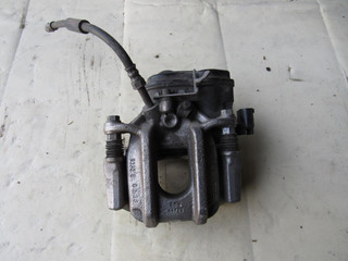 суппорт задний правый BMW 5 серия F07/F10/F11 2011, 2.0 л., бензин, седан