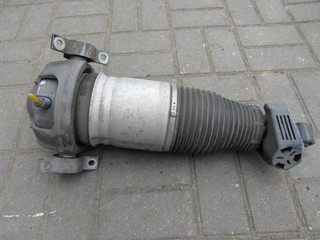пневмостойка задняя Porsche Cayenne 955 2003, 3.2 л., M02.2Y, бензин, внедорожник 5 дв., 7L5512022G