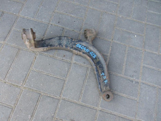 рычаг передний правый Volkswagen Multivan T5 2003, 1.9 л., AXC, дизель, минивэн, 7H0407166D