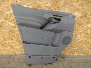 обшивка двери передняя левая Mercedes-Benz Sprinter 2 поколение (W906) 2011, 2.1 л., дизель, 9067270071