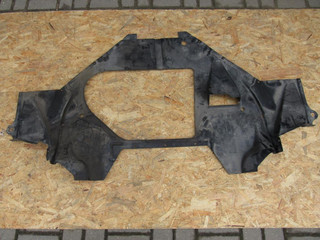 защита днища Audi R8 42 2007, 4.2 л., BYH, бензин, купе, 420825201B.420825201C