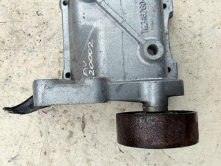 кронштейн компрессора кондиционера Toyota Hilux 7 поколение 2005, 2.5 л., 2KD-FTV, дизель, пикап, TG246260-522