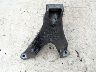 кронштейн двигателя Audi A4 B7 2004, 2.0 л., BPW, дизель, седан, 8E0199308AF
