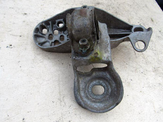 кронштейн двигателя Audi A4 B7 2004, 1.8 л., BFB, бензин, седан, 4B0199351B