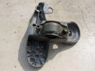 кронштейн двигателя Audi A4 B7 2006, 1.8 л., BFB, бензин, седан, 4B0199351B