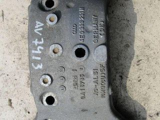 кронштейн КПП Audi A8 D3/4E 2003, 3.0 л., ASB, дизель, седан, 4E0399231N