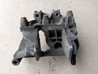 подушка крепления двигателя Volkswagen Multivan T5 2003, 2.5 л., дизель, минивэн, 070199343B