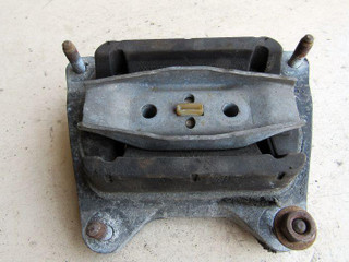 подушка крепления КПП Audi A6 4F/C6 2004, 2.0 л., дизель, седан, 4F0399151