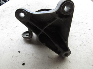 подушка крепления КПП Volkswagen Transporter T5 2003, 2.5 л., дизель, 7H0399151K