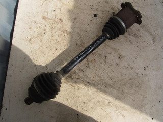 полуось передняя правая (приводной вал, ШРУС) Audi A6 4F/C6 2006, 2.4 л., BDW, бензин, седан