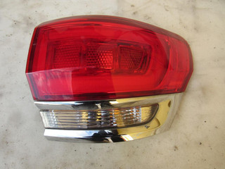 фонарь задний правый Jeep Grand Cherokee 4 поколение 2013, 3.0 л., EXF, дизель, внедорожник 5 дв., P68110000AE