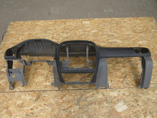 панель передняя салона (торпедо) Toyota Land Cruiser 10 поколение J100 1998, 4.2 л., 1HD-FTE, дизель, внедорожник 5 дв., 55311-60460