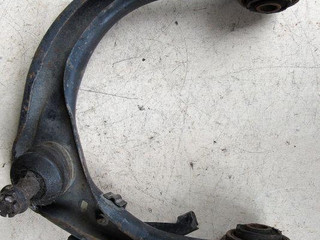 рычаг передний правый Toyota Land Cruiser Prado 3 поколение J120 2003, 4.0 л., 1GR-FE, бензин, внедорожник 5 дв., 48610-60070