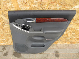 обшивка двери задняя правая Toyota Land Cruiser Prado 3 поколение J120 2005, 4.0 л., 1GR-FE, бензин, внедорожник 5 дв.