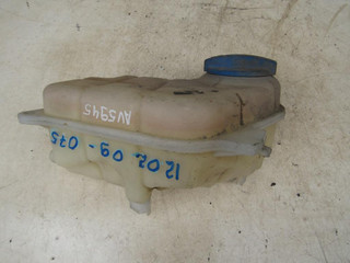 бачок расширительный Volkswagen Passat B5 1998, 1.9 л., дизель, седан, 8E0121403