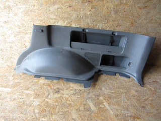 обшивка багажника Toyota Land Cruiser 10 поколение J100 1998, 62503-60010