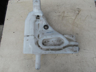 бачок омывателя Audi Q7 4L 2006, 4L0955453