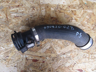 патрубок интеркулера Volkswagen Transporter T5 2003, 7H0145941B