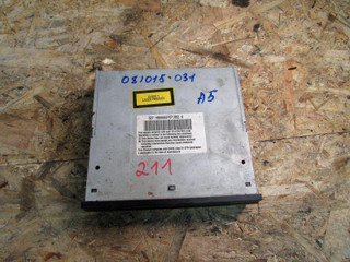 CD-чейнджер Mercedes-Benz E-Класс W211/S211 2002, 2208206085