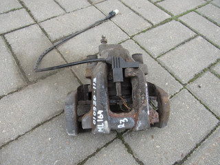 суппорт задний правый Mercedes-Benz M-Класс W164 2007, 3.2 л., дизель