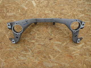 балка подвески передняя (подрамник) Audi Q7 4L 2005, 7L0199207A