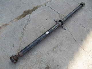 карданный вал Audi A6 4F/C6 2006, 4F0521101E