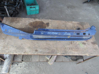 крепление ( кронштейн ) крыла Volkswagen Touareg 1 поколение [рестайлинг] 2007, 7L6805176