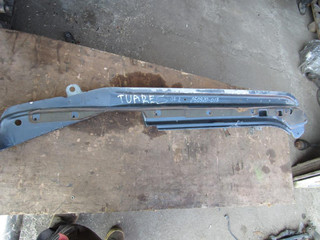 крепление ( кронштейн ) крыла Volkswagen Touareg 1 поколение [рестайлинг] 2007, 7L6805175D