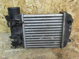 интеркулер Audi A6 4F/C6 2006, 3.0 л., дизель, 4F0145805E