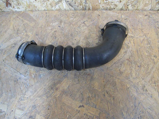 патрубок интеркулера Audi A6 4F/C6 2006, 4F0145738F