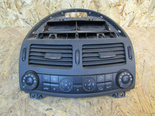 блок управления печки / климат-контроля Mercedes-Benz E-Класс W211/S211 2002, 2118300085