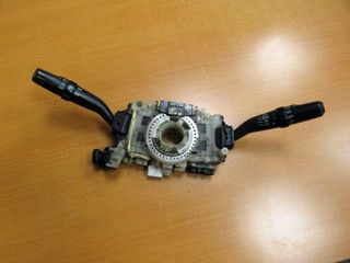 переключатель подрулевой (стрекоза) Toyota Land Cruiser 10 поколение J100 1998, 84310-6B800