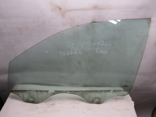 стекло двери передней левой Volkswagen Touareg 1 поколение 2005