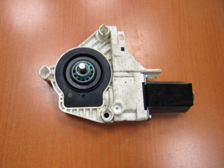 моторчик стеклоподъемника передний правый Audi A4 B8/8K 2010, 8K0959802A