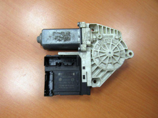 моторчик стеклоподъемника передний правый Volkswagen Passat B6 2008, 1K0959792G
