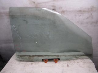 стекло двери передней правой Ford Maverick 1 поколение UNS/UDS [рестайлинг] 1996