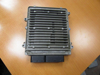 блок управления двигателем Mercedes-Benz M-Класс W166 2012, 2789000600