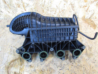 коллектор впускной Volkswagen Golf 6 поколение 2012, 03F129711H