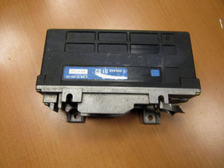 Блок управления ABS/ESP Mercedes-Benz E-Класс 1 поколение [рестайлинг] 1992, 0055455132