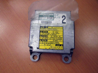блок AirBag Toyota RAV4 2 поколение (XA20) 2002, 89170-42090