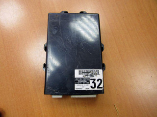 блок управления ремнем безопасности Toyota Land Cruiser 11 поколение J200 2008, 89815-60050