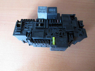 блок предохранителей Mercedes-Benz E-Класс W213/S213/C238/A238 2016, 2139062302