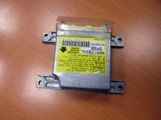 блок AirBag Mitsubishi Pajero 3 поколение 2001, MR551784
