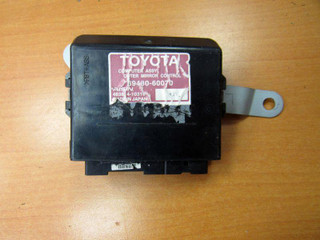 блок управления зеркалами Toyota Land Cruiser 11 поколение J200 2010, 89430-60070