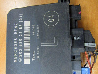 блок комфорта Mercedes-Benz C-Класс W203/S203/CL203 2002, 2038202185