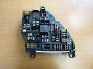 блок предохранителей BMW 5 серия F07/F10/F11 2009, 9234423
