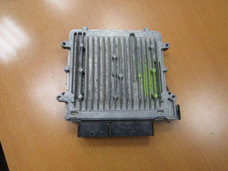 блок управления двигателем Mercedes-Benz GL-Класс X166 2012, 6429004701