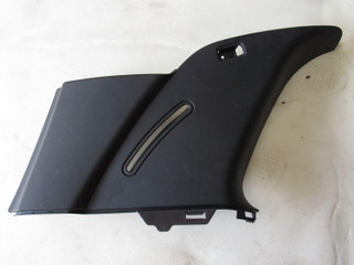 обшивка стойки Mercedes-Benz GL-Класс X166 2016, 1666905900