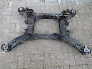 балка подвески задняя Mercedes-Benz M-Класс W166 2015