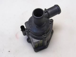 помпа Audi A4 B8/8K 2010, 06H121601M